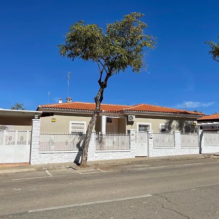 סביליה Villa Triana מראה חיצוני תמונה
