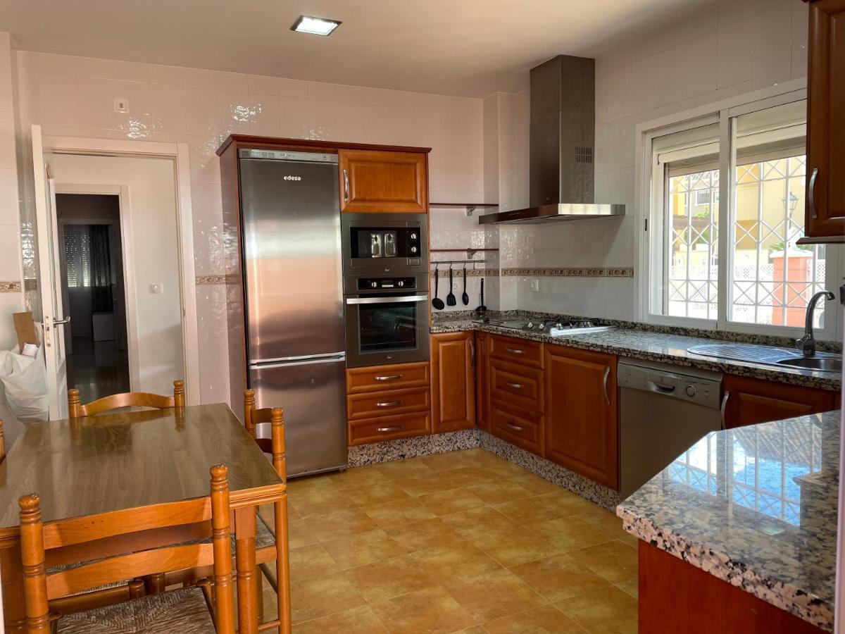 סביליה Villa Triana מראה חיצוני תמונה