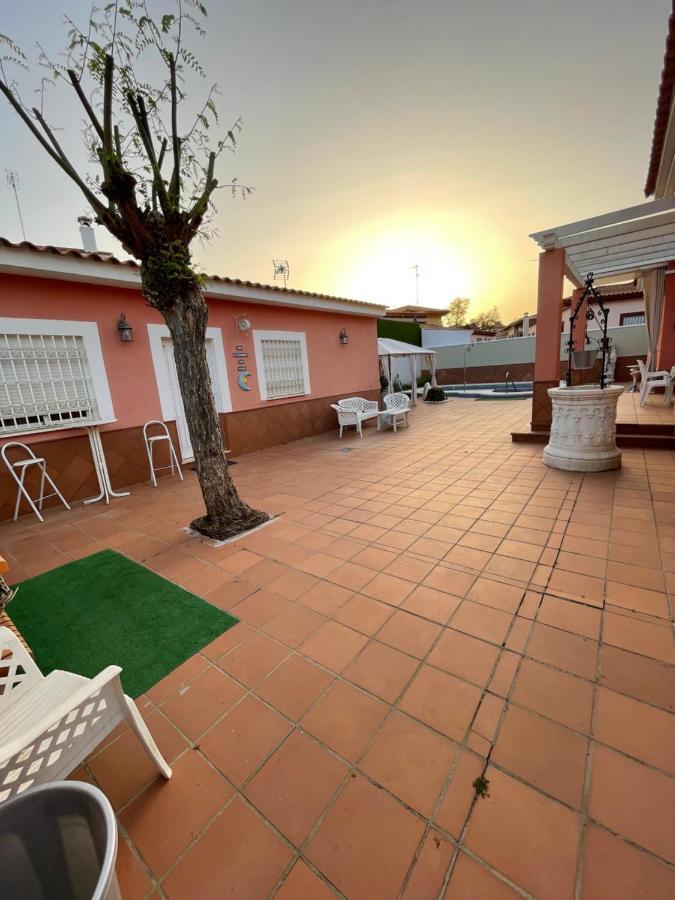 סביליה Villa Triana מראה חיצוני תמונה